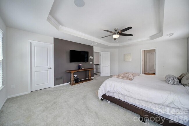 Building Photo - 6710 Carradale Way