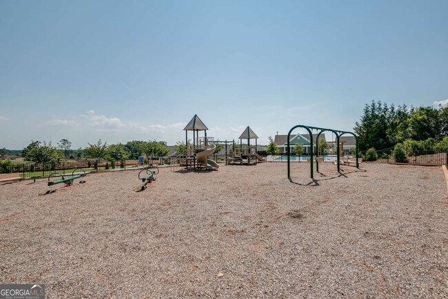 Building Photo - 4518 Hidden Creek Dr