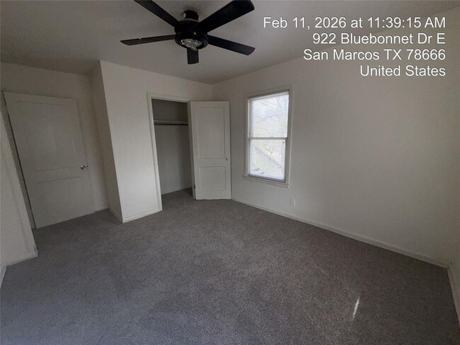 Building Photo - 920-922-922 Bluebonnet Dr E