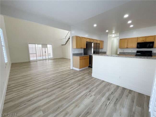 Building Photo - 7732 Crenshaw Way