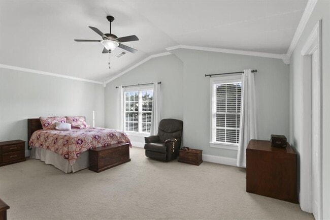 Building Photo - 5840 Vista Brook Dr