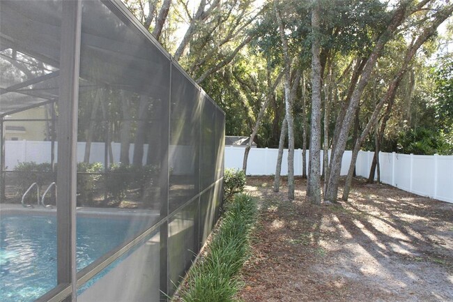 Building Photo - 668 Lamoka Ct