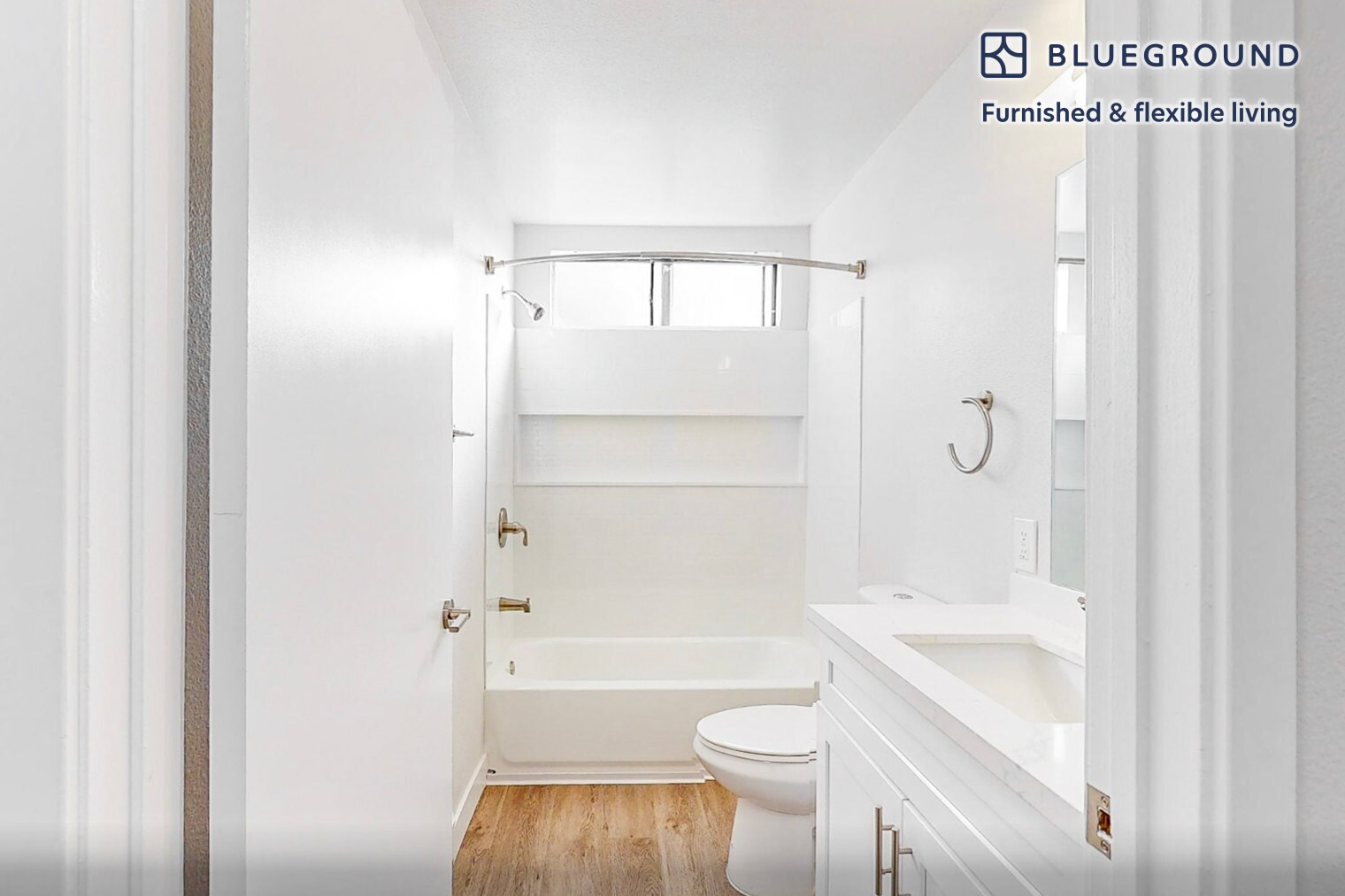 Building Photo - 11208 S Western Ave