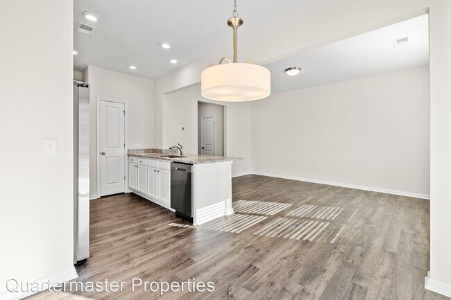 Building Photo - 3 br, 2.5 bath House - 29 Apricot Lane