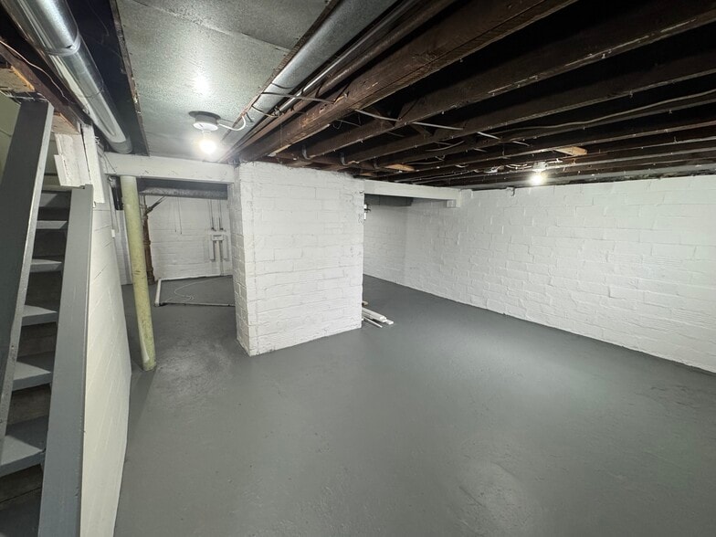 basement - 1387 Ivydale Ave SW