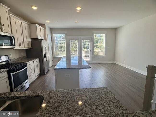 Building Photo - 2924 Osprey Way