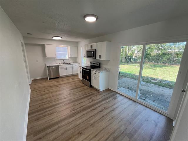 Building Photo - 13229 Valley Forge Cir