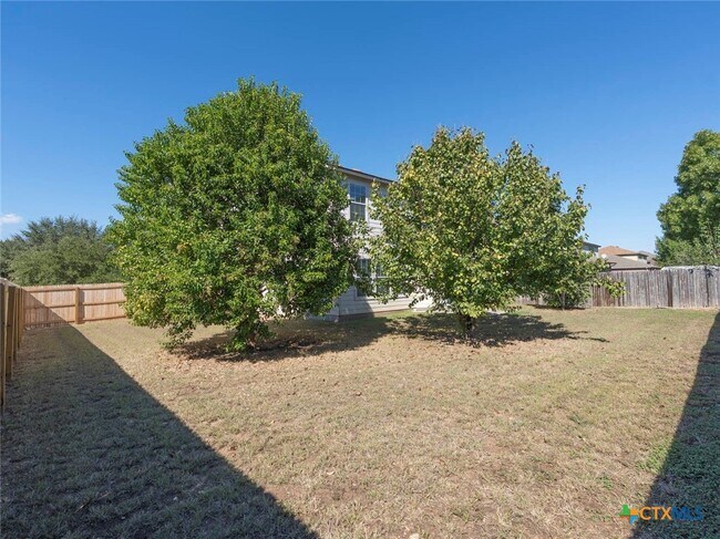 Building Photo - 424 Copper Hill Dr