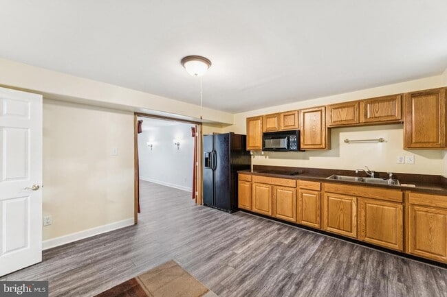Building Photo - 109 Quail Ct