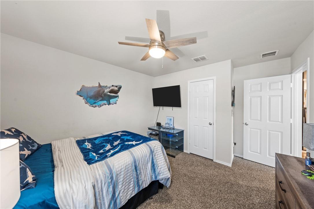 Building Photo - 7009 Llano Dr