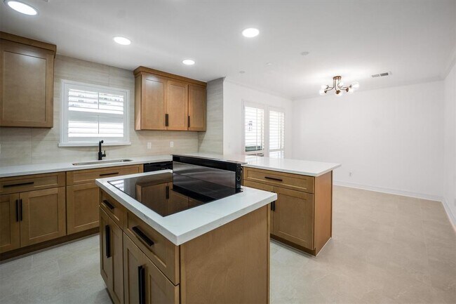 Building Photo - 11611 Pinyon Pl