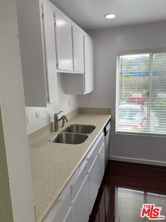 Building Photo - 4105 Summertime Ln