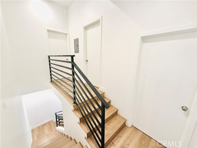 Building Photo - 25200 Frampton Ave