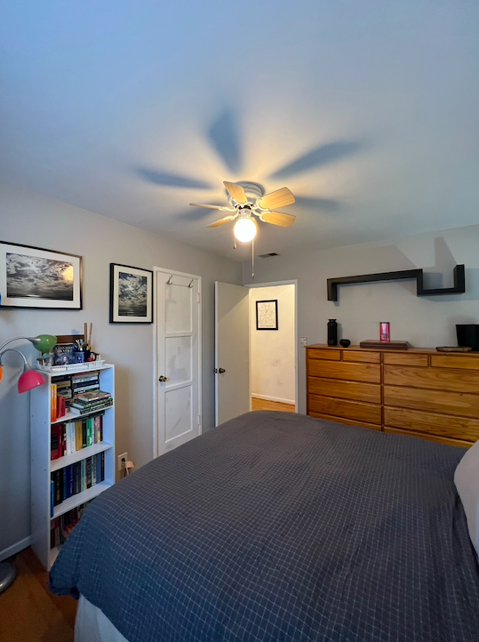 Middle bedroom - 12678 Dewey St