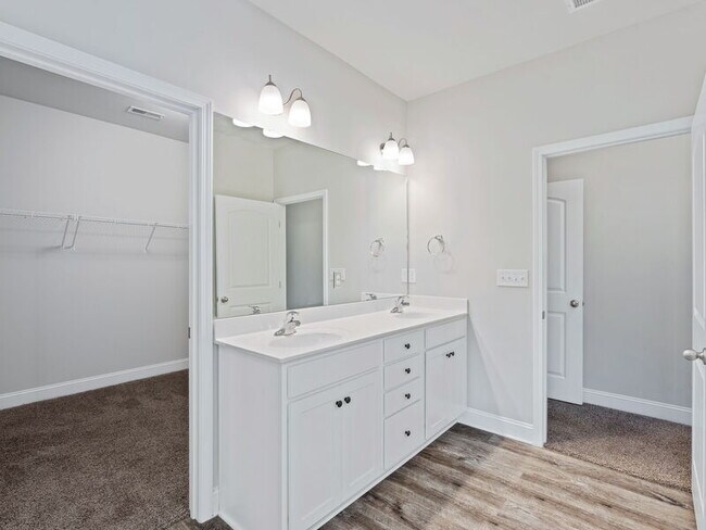Building Photo - 6502 Moon Crest Ln NW