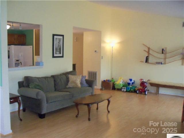 Building Photo - 11411 Misty Valley Ct