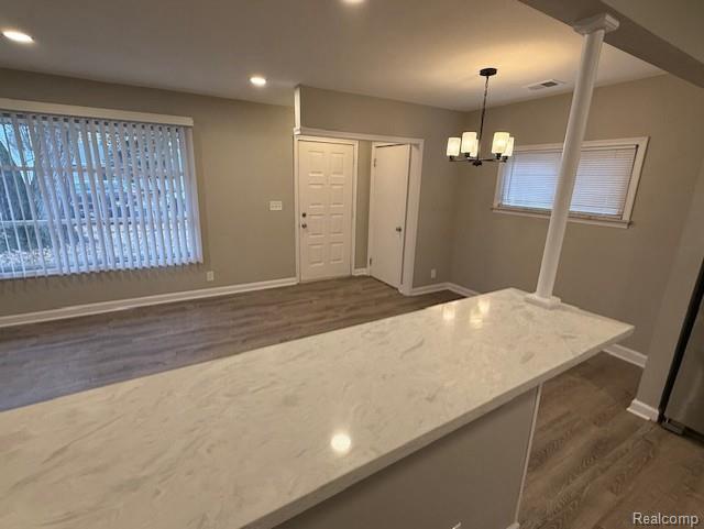 Building Photo - 25616 Miracle Dr