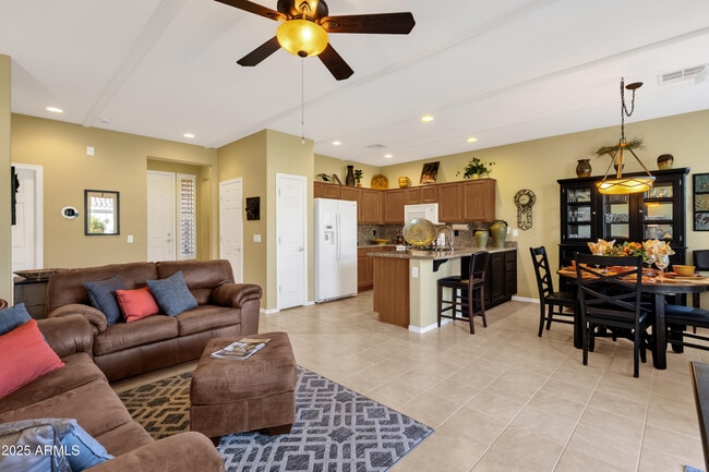 Building Photo - 4718 E Jude Ct