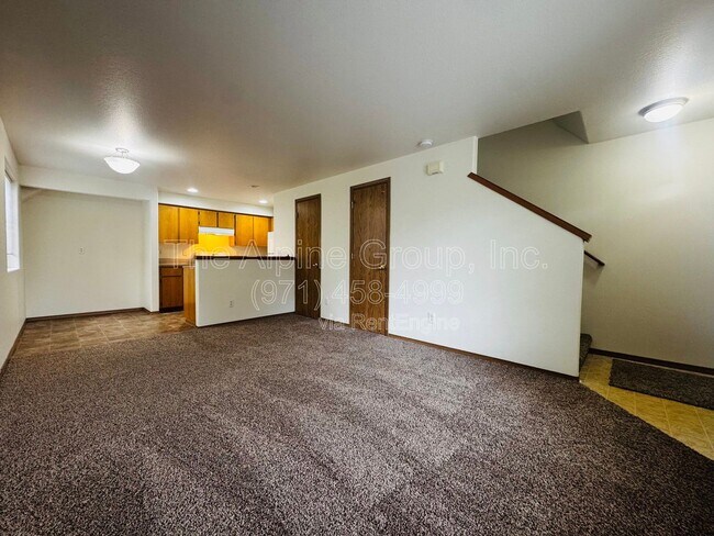 Building Photo - 8314 SE Yamhill St