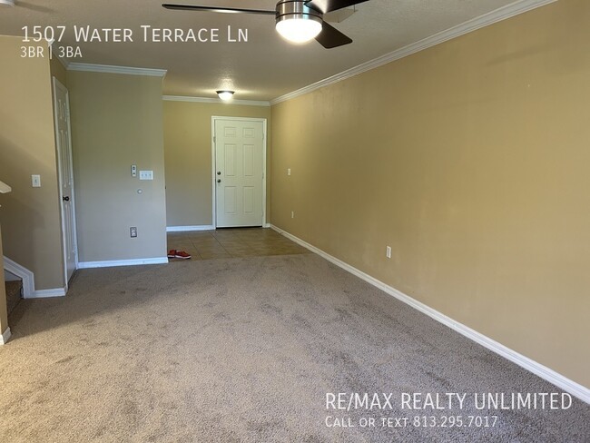 Building Photo - 1507 Water Terrace Ln