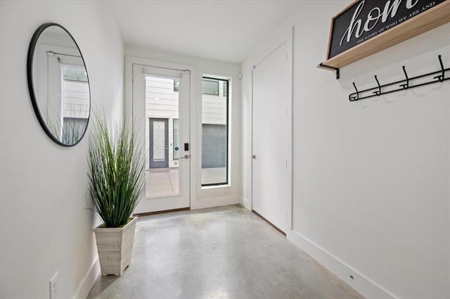 Building Photo - 1848 Euclid Ave