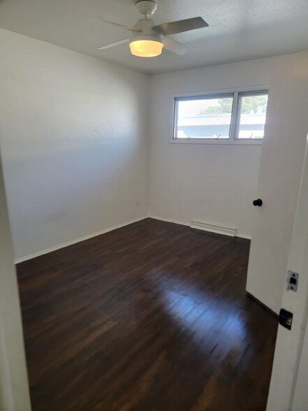 Building Photo - 4204 3rd Ave N