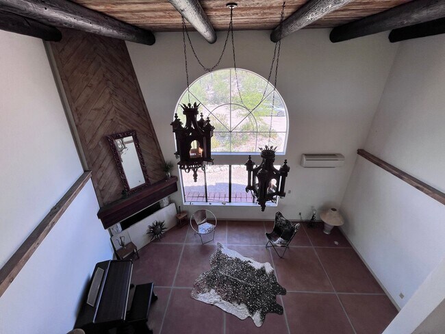 Building Photo - Catalina Foothills- 3 bedroom/ 3 bathroom ...