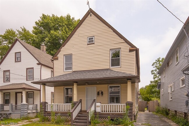 Building Photo - 3635 W 46th St