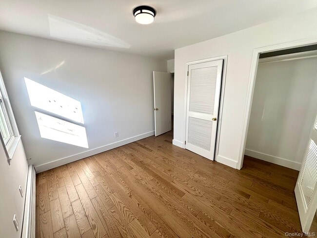 Building Photo - 225 Cleveland Ave