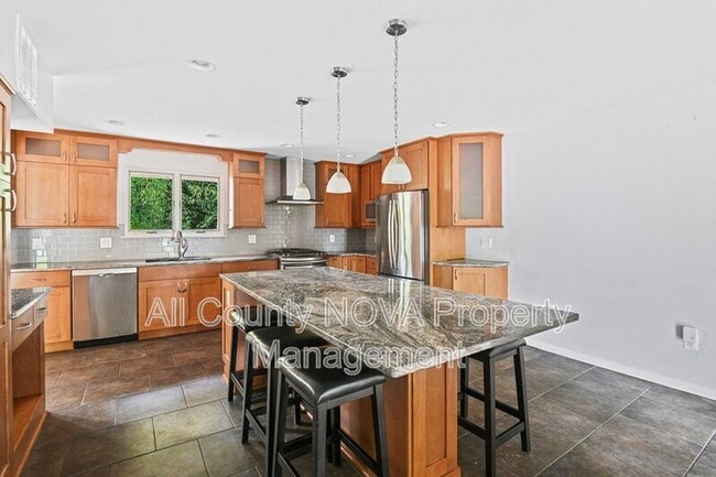 Building Photo - 8108 Timber Valley Ct