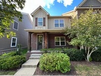 Building Photo - 3 Bed, 2.5 Bath Townhome 1 Mile from Downtown Franklin