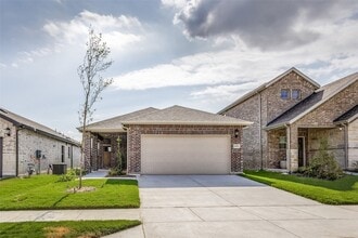 Building Photo - 6006 Alderton Dr