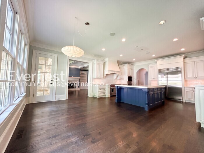 Building Photo - 5021 Heatherwood Ct