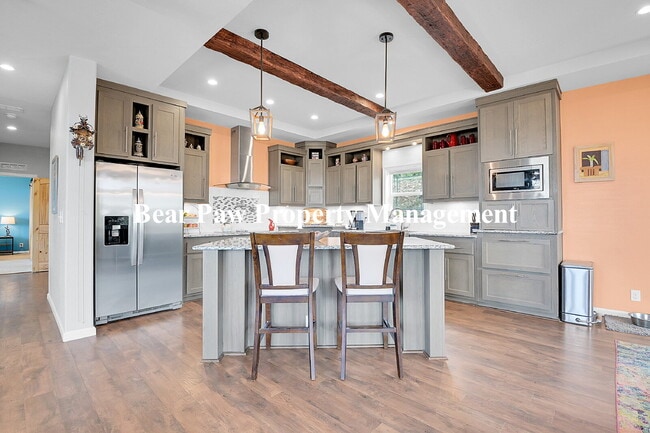 Building Photo - "Experience Mountain Living at Its Finest ...