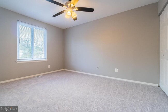 Building Photo - 6028 Forrest Hollow Ln