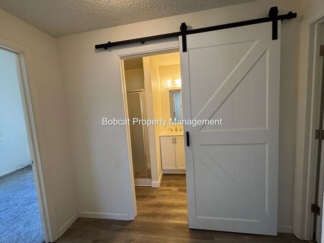 Building Photo - 34 Condor Cir