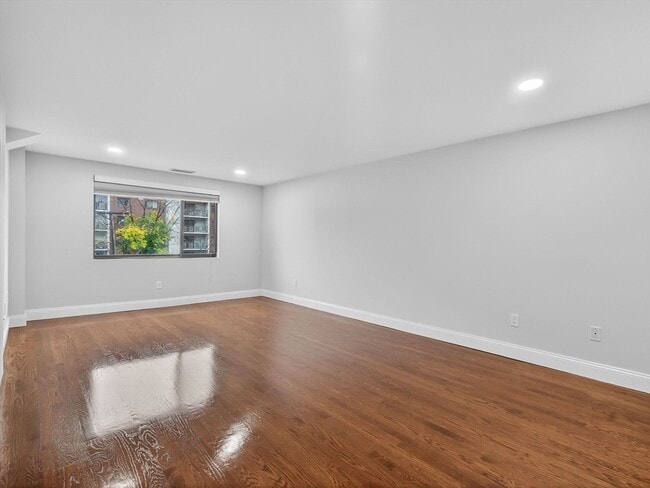 Building Photo - 30 Revere Beach Pkwy