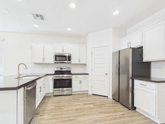 Building Photo - The Harlow in La Mira Discovery Collection