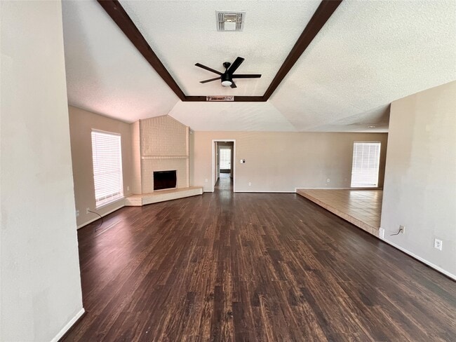 Building Photo - 6331 Pouter Dr