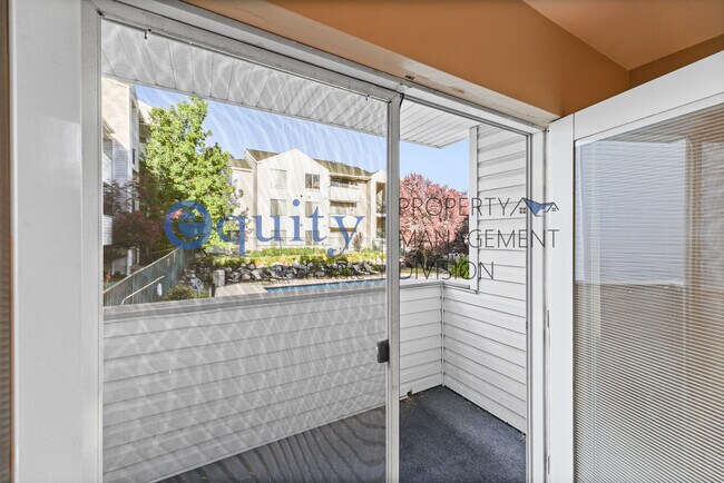Building Photo - 537 S 900 E