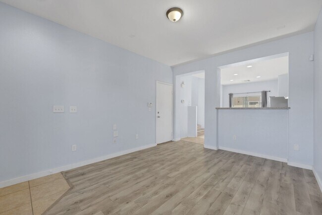 Building Photo - Updated Two-Story 3 bed/2.5 bath Home with Open Kitchen, Attached 1 Car Garage & Modern Flooring ...