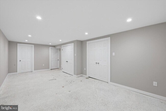 Building Photo - 107 Alders Dr