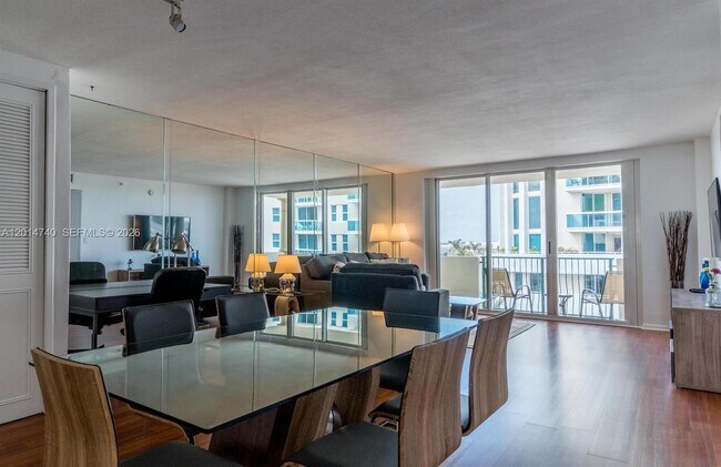 Building Photo - 9195 Collins Ave