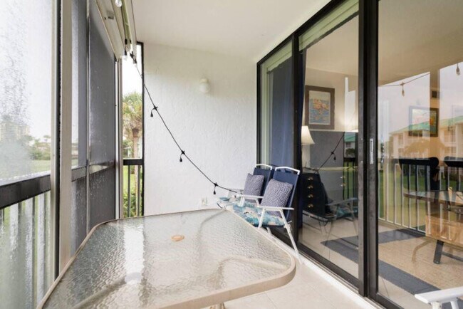 Building Photo - 2400 S Ocean Dr