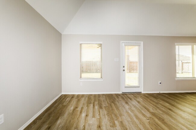 Building Photo - 334 Jewett Meadow Dr