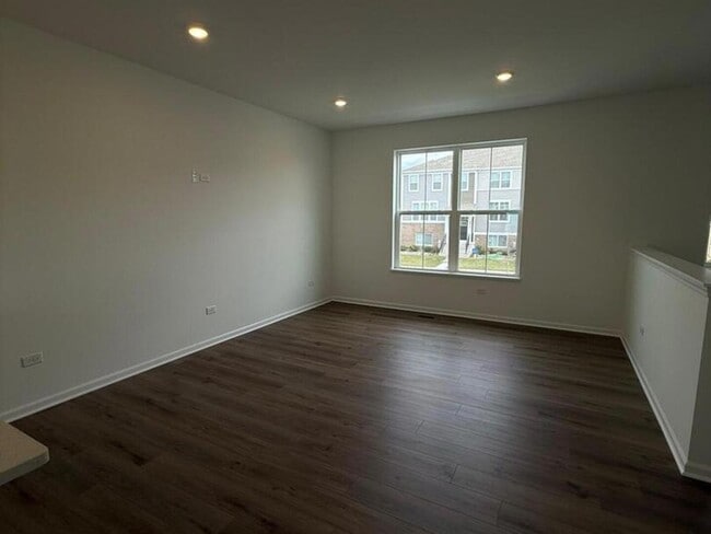 Building Photo - 14934 Dyer Ln