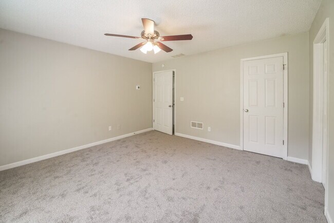 Building Photo - 111 Galway Ln