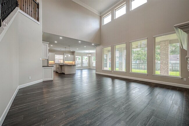 Building Photo - 6527 Camillia Ct