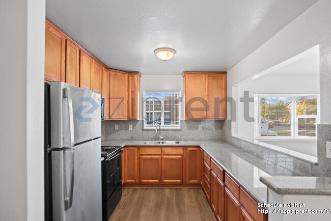 Building Photo - 29213 Dixon St