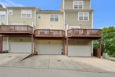 Building Photo - 8242 Lenox Creekside Dr